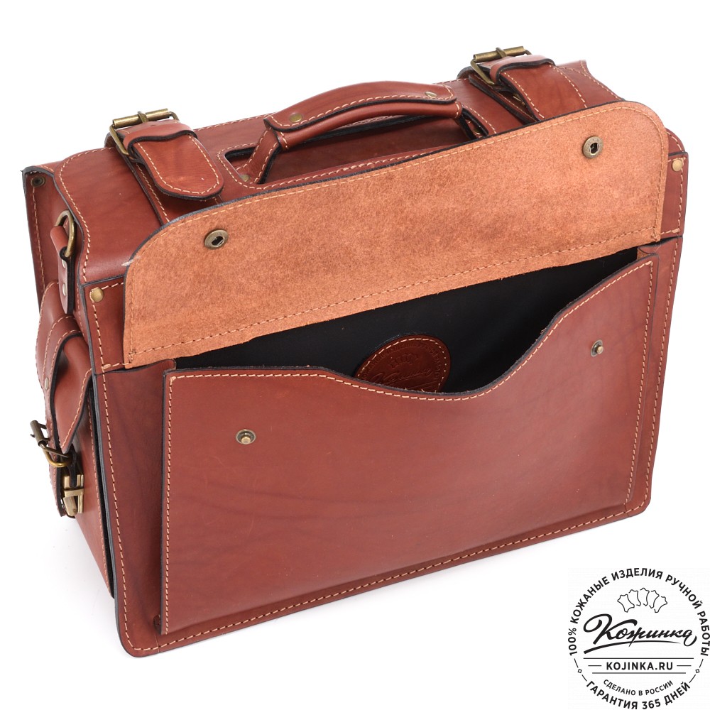 Кожаный портфель-кофр  "Универсал"  (коньяк)